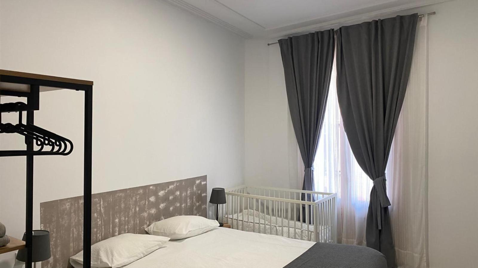 Cal Feliu Piso Amplio En El Centro De Reus Apartamento Exterior foto